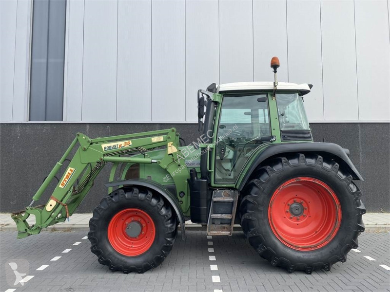 Landbrugstraktor Fendt 409 vario met Stoll FZ...