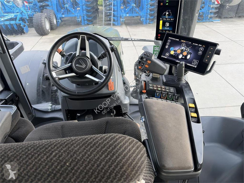 Lantbrukstraktor Valtra N175 Direct