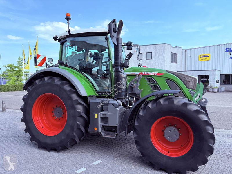 Tractor Fendt 718 Vario PowerPlus ONE
