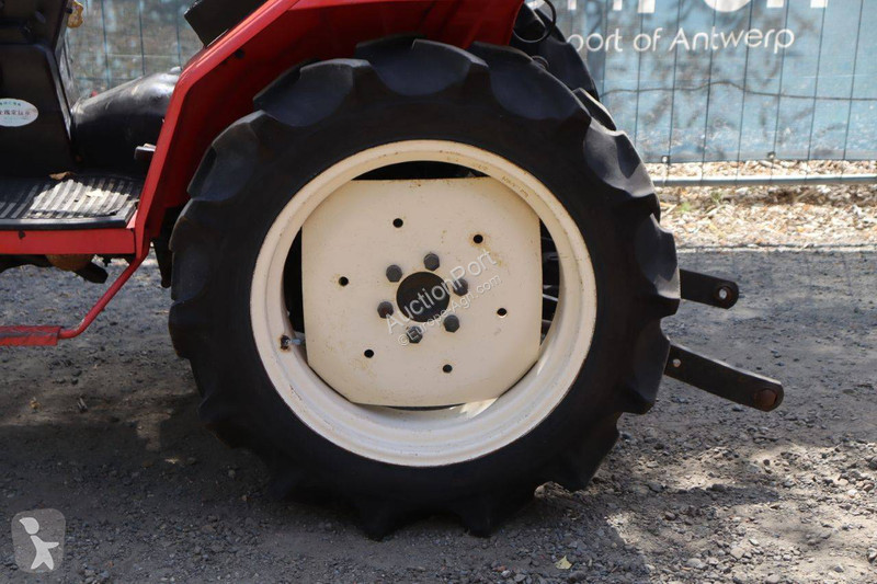 Tractor Yanmar F175