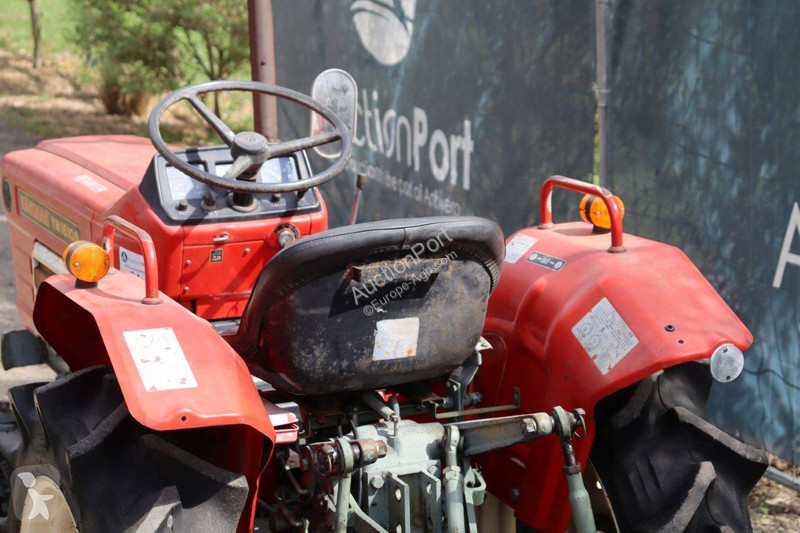 Tractor Yanmar YM1610D