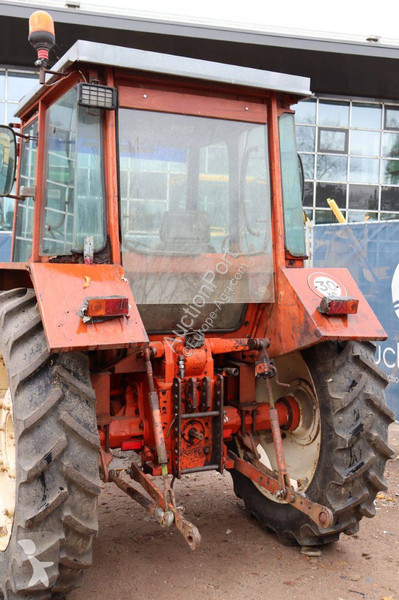 Tractor Renault 51