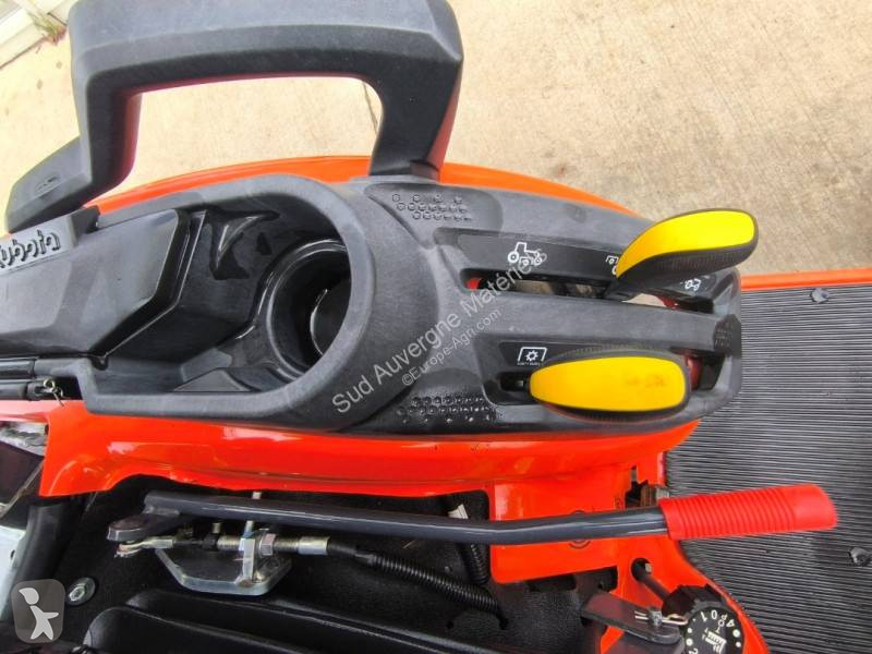 Kubota BX 231 + Chargeur Kubota et Enfouisseur...