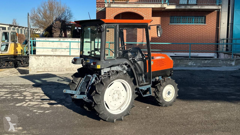 Lantbrukstraktor Kubota KT24 4X4