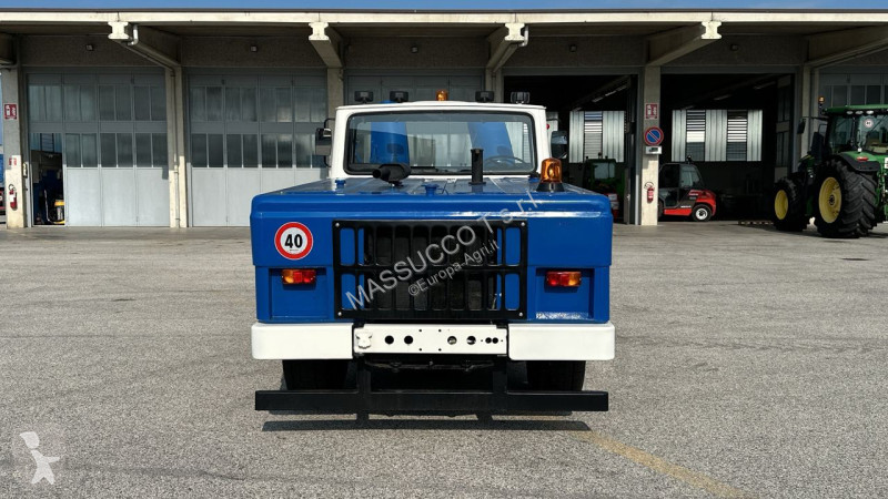 Trattore  F60 4X4