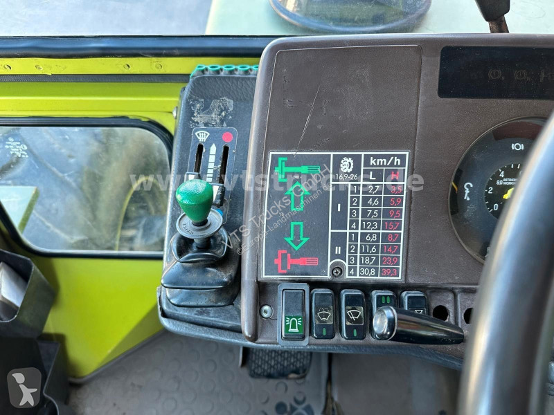 Lantbrukstraktor Mercedes MB Trac 1000