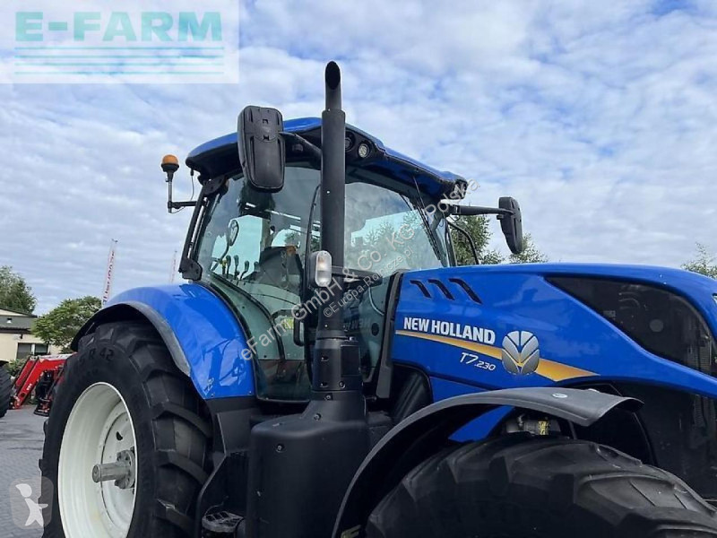 Traktor New Holland  t7.230 power command