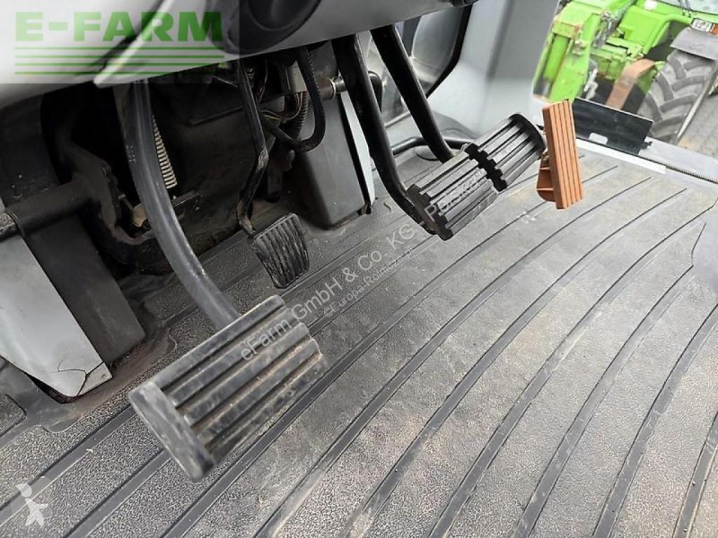 Traktor New Holland  t8.330 ultra command
