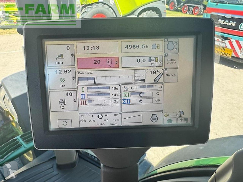 Traktor John Deere  7215r