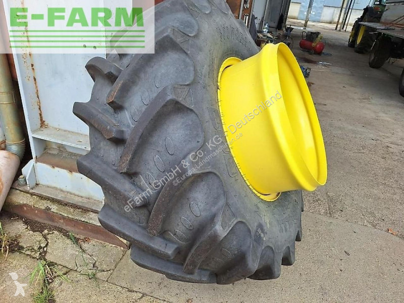 Lantbrukstraktor John Deere 8245R