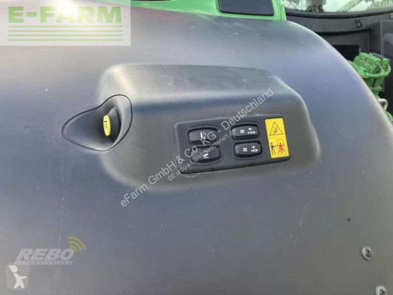 Landbrugstraktor John Deere  6r215