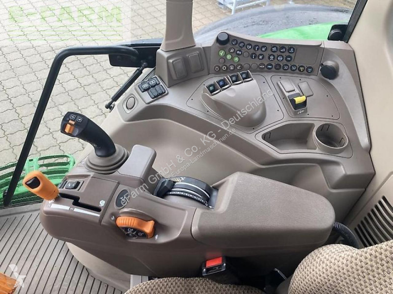 Landbrugstraktor John Deere  6m240