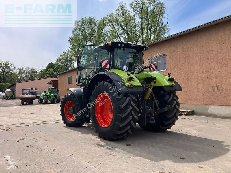 Lantbrukstraktor Claas  axion 920 cmatic - s10 rtk