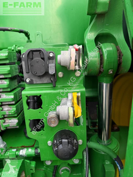 Lantbrukstraktor John Deere 7230R