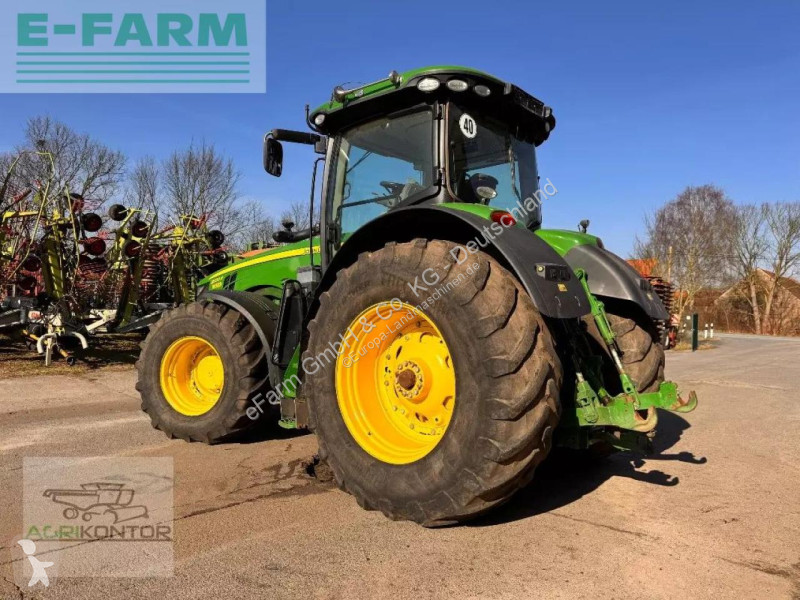 Landbrugstraktor John Deere  8320r # e23