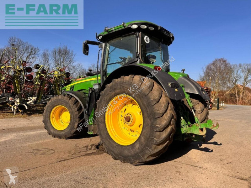 Landbrugstraktor John Deere  8320r # e23