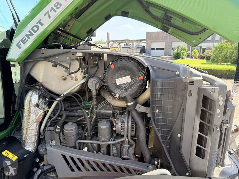 Fendt 718 Vario S4 PowerPlus tractor