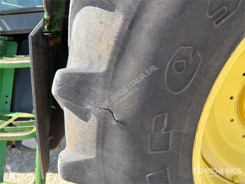 Tractor John Deere 6820