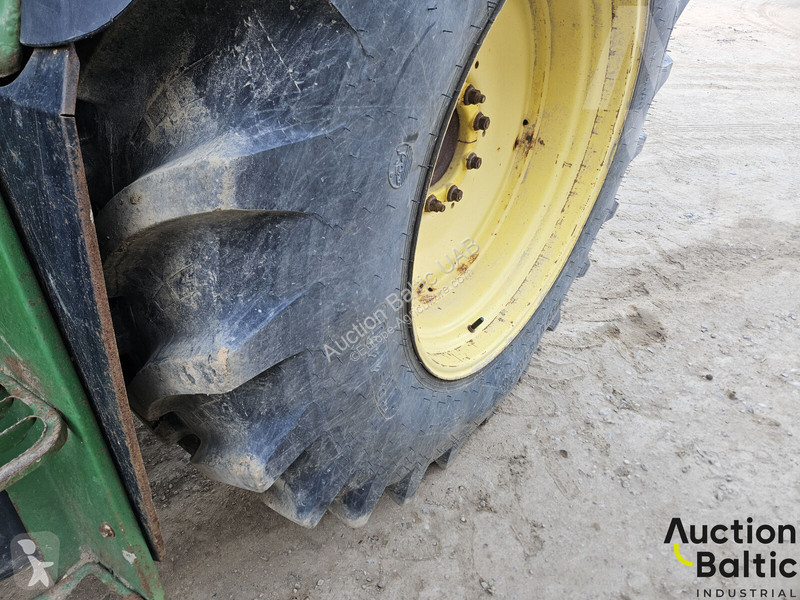 Lantbrukstraktor John Deere 6630 Premium