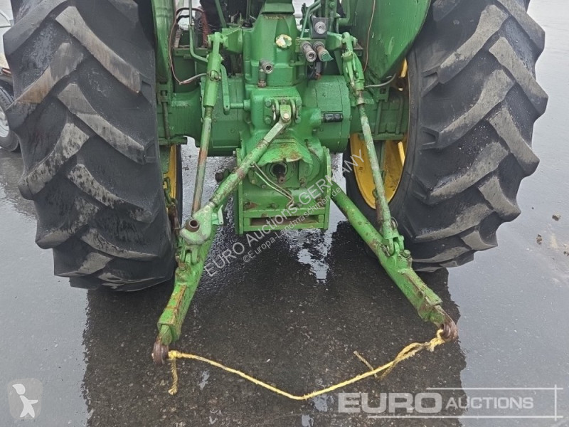 Сільськогосподарський трактор John Deere 3130