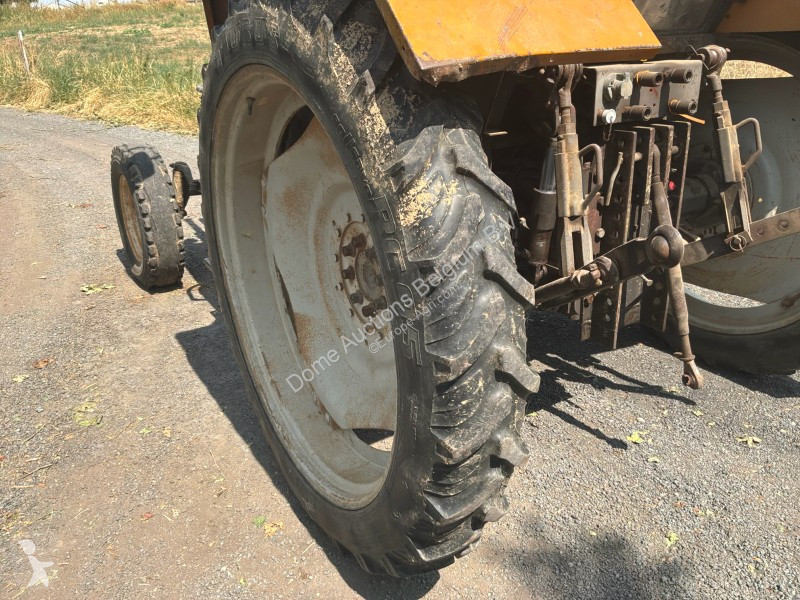 Lantbrukstraktor Renault 75 12 RS