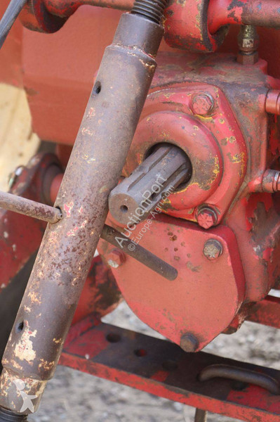 جرار زراعي International harvester co 465