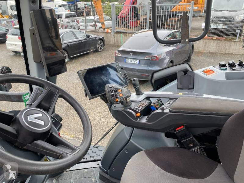 Tracteur agricole Valtra N175/DIRECT UNLIMITED...