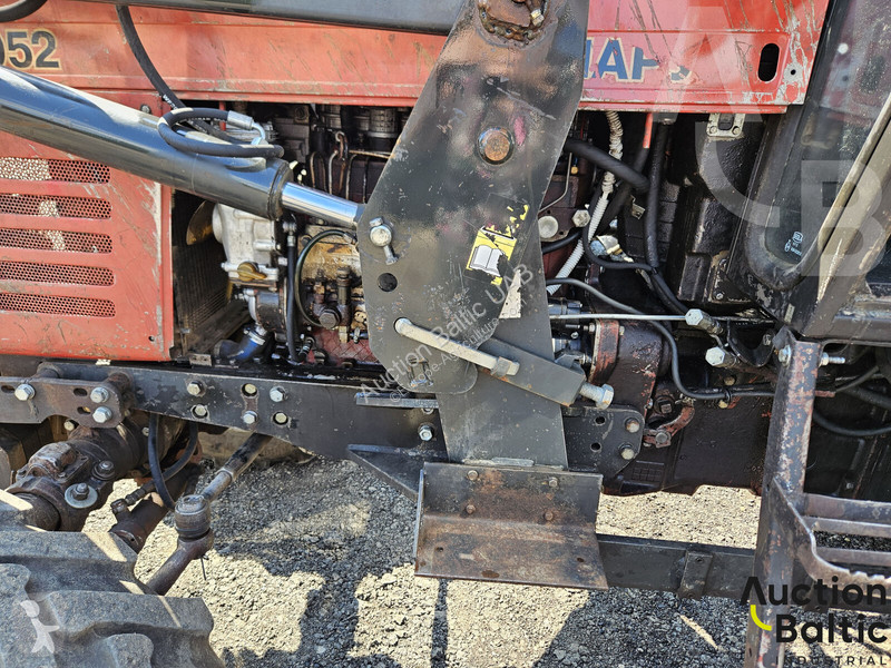 Zemědělský traktor Belarus MTZ 952