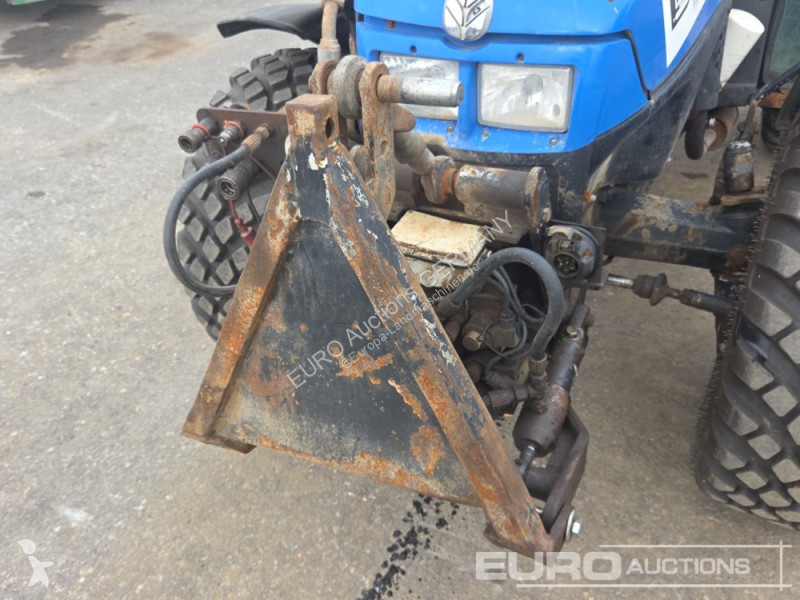 Сільськогосподарський трактор New Holland TCE55