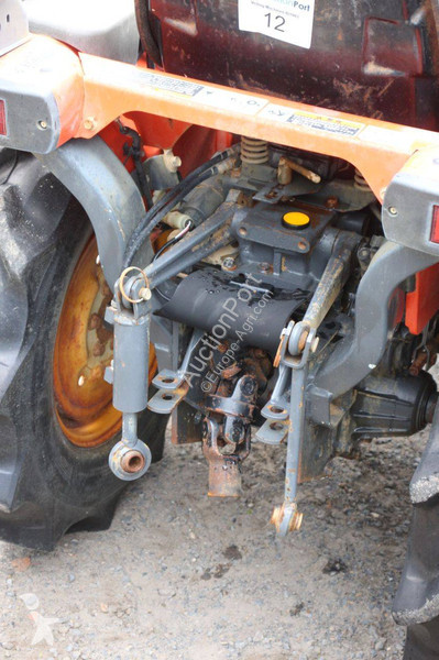 Сільськогосподарський трактор Kubota...