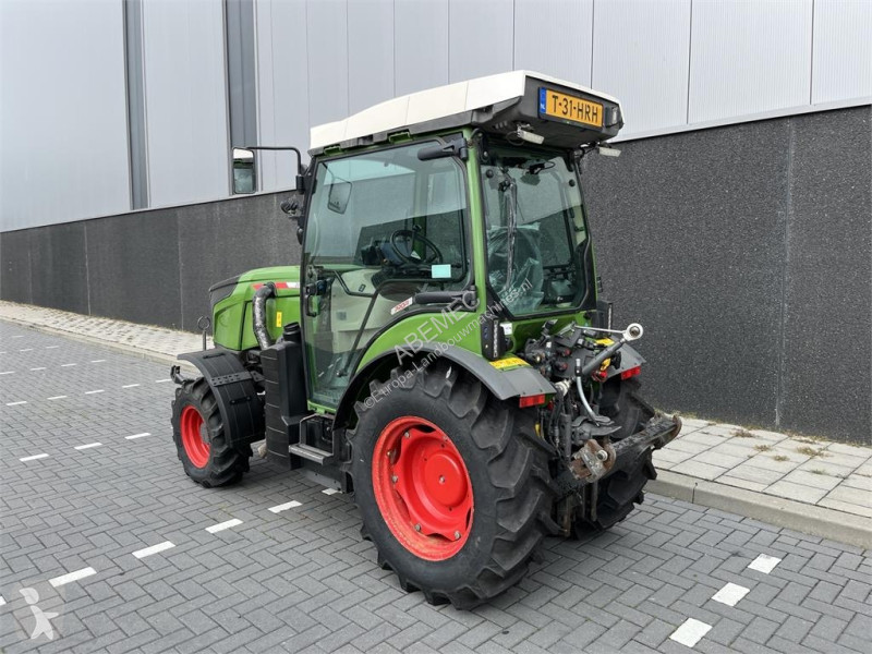 Mezőgazdasági traktor Fendt 209V Profi Setting 2