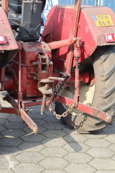 Tractor agrícola Mc Cormick 353