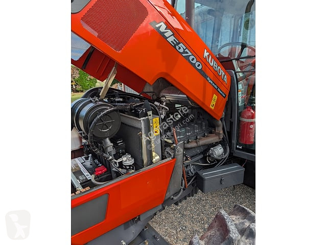 Tractor agrícola Kubota Me5700
