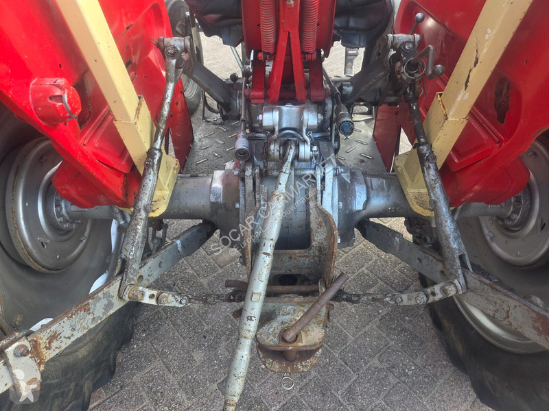 Tracteur agricole Massey Ferguson 135 135