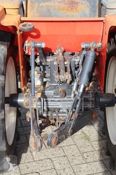 Tractor agrícola Yanmar F-7