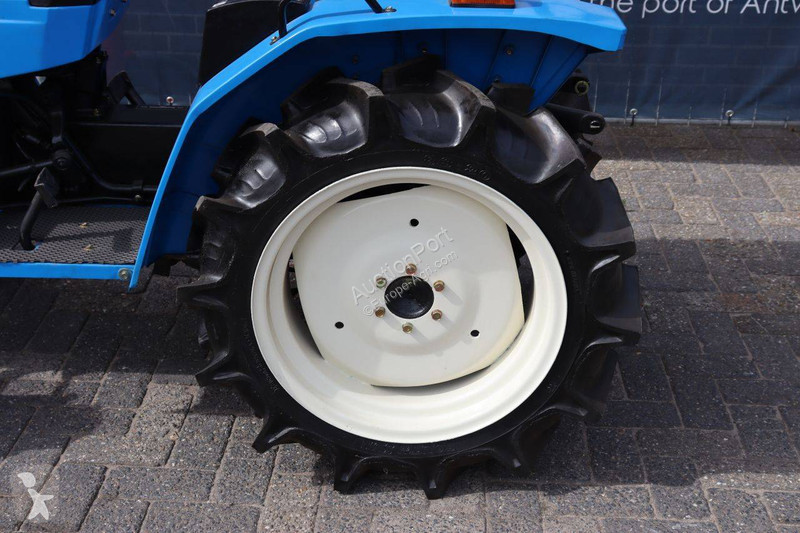 Tractor agrícola Mitsubishi MT1601D