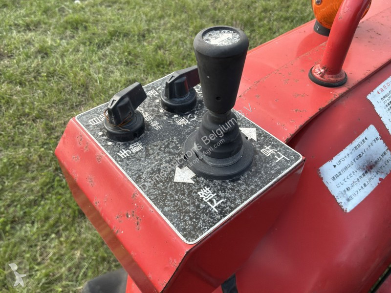 Tractor Yanmar YM1802D
