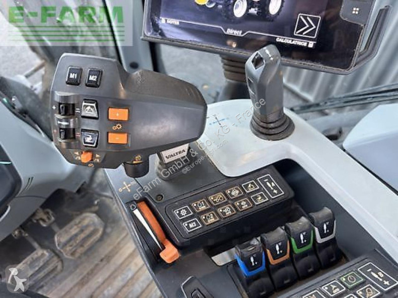 Трактор Valtra  n135