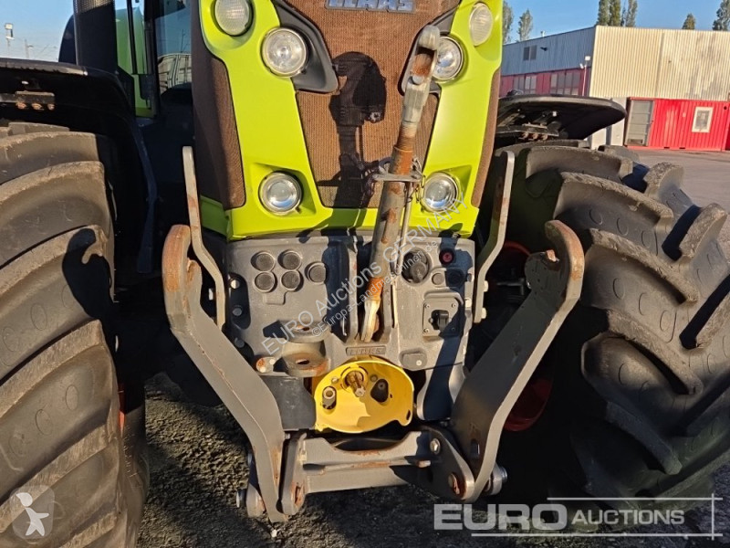 Tracteur agricole Claas Axion 830 CMATIC