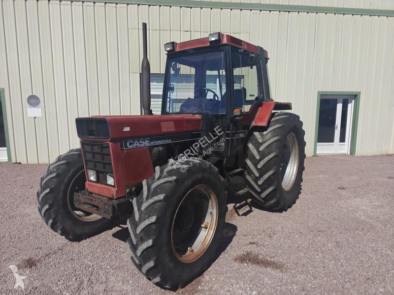 Tracteur agricole Case  1056XL
