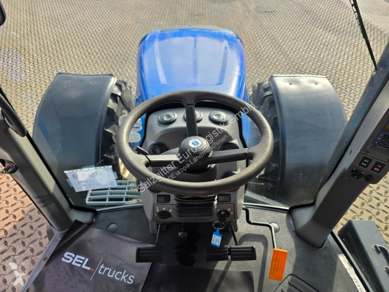 Tracteur agricole New Holland TG 230