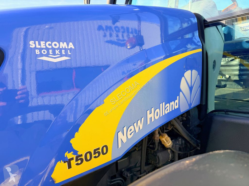 Tracteur agricole New Holland T5050 Cab Shuttle