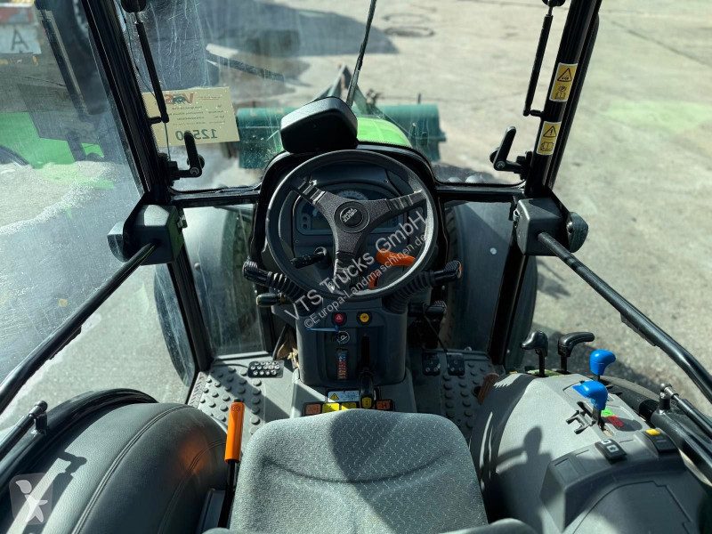 Zemědělský traktor Deutz-Fahr Agrokid 230...