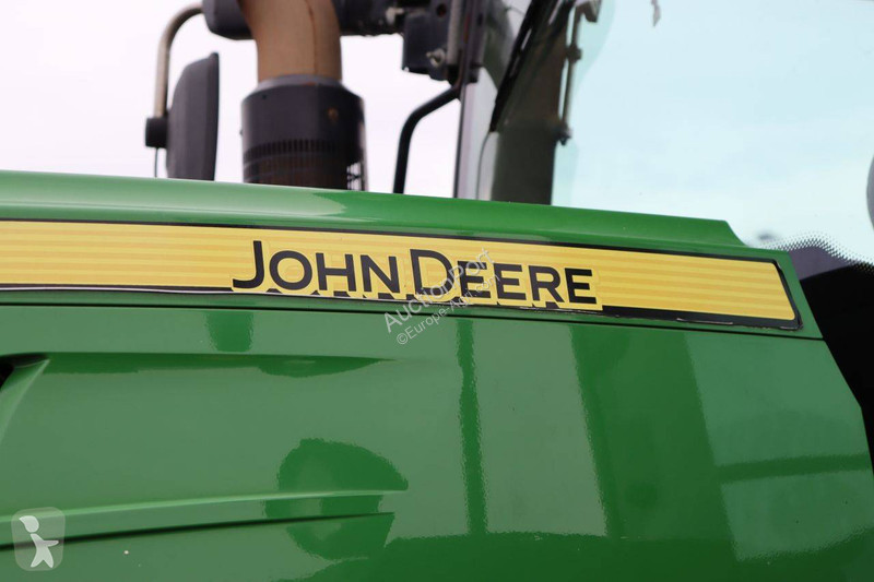 Zemědělský traktor John Deere 6190R