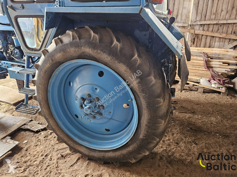 Tractor  MTZ Belarus-82