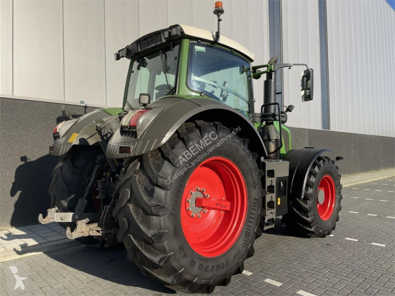 Tractor Fendt 828 S4 ProfiPlus