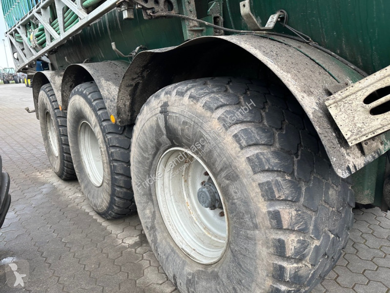 Landbrugstraktor Claas  Xerion 3300 Trac 30000...