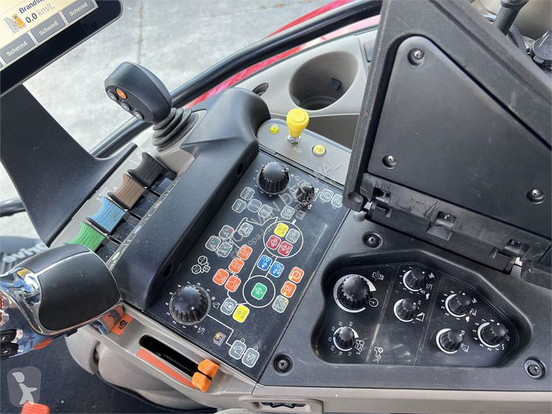 Tractor Case IH Maxxum CVX 1