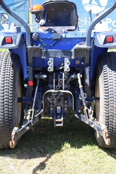 Tractor Iseki TG6370