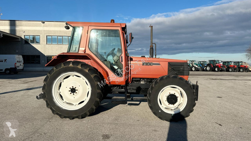 Lantbrukstraktor Fiat F100 DT 4X4
